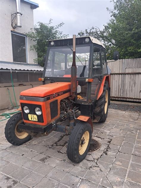 Traktor kolový Zetor 7211 r v 1990 provoz 1991 koupen v čr Přerov