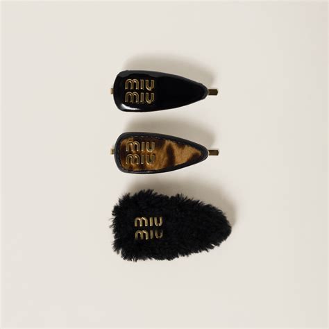 miu miu hair clip