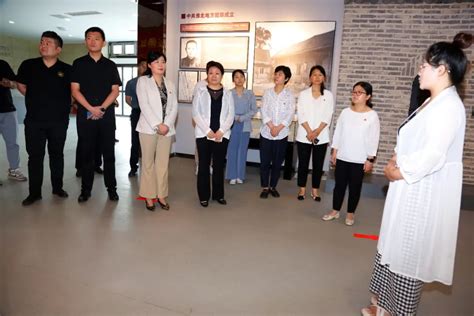 县妇联党支部开展“追寻红色足迹 铭记百年党史”主题党日活动澎湃号·政务澎湃新闻 The Paper