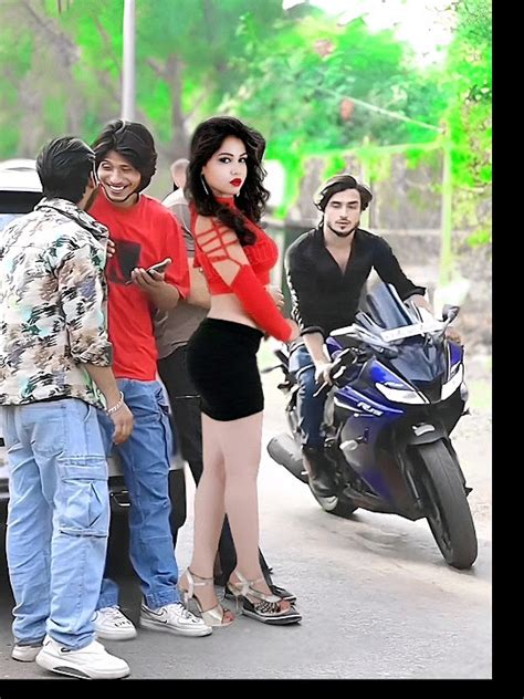 Cute Girl 🥰 Police Ko Chakma Diya 😂 Without Helmet Superbike Z900