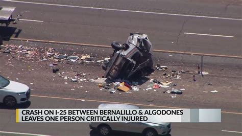 I 25 Reopen After Multi Vehicle Crash Near Algodones Youtube