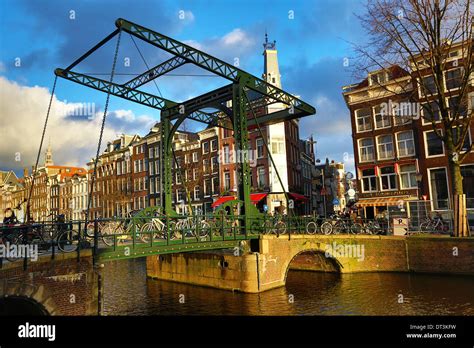 Canal bridges, amsterdam hi-res stock photography and images - Alamy