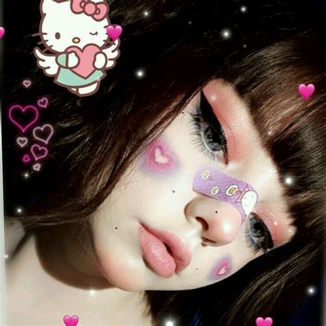 Pin By Gracie💕 On Pastel Goth Hello Kitty Edgy Shiii In 2020 Kawaii