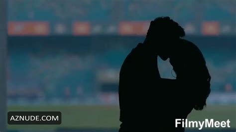 ELLI AVRAM Nude AZNude