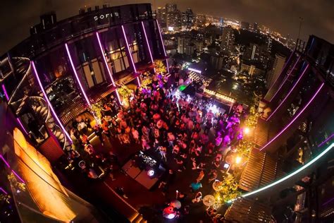 8 Best Rooftop Bars To Party in Bangkok in 2025