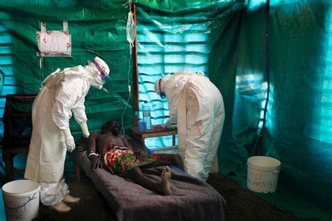 Bilderstrecke Zu Schon Drei Tote Ebola Ausbruch Im Kongo Bild Von