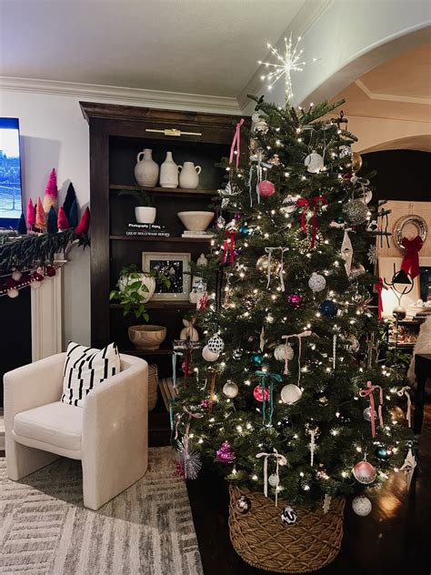 ribbons and bows for christmas tree 10