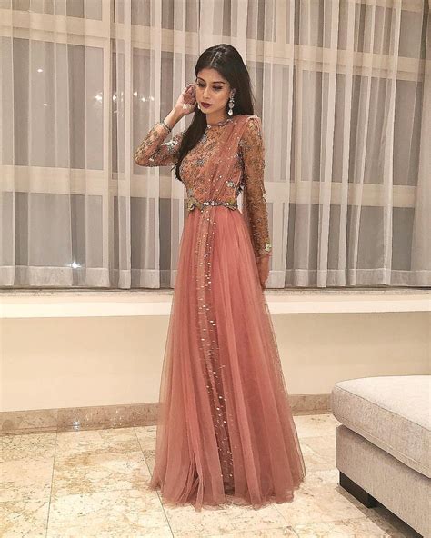 Pin By Tahira On Wedding Inspo Pakistani Maxi Dresses Pakistani