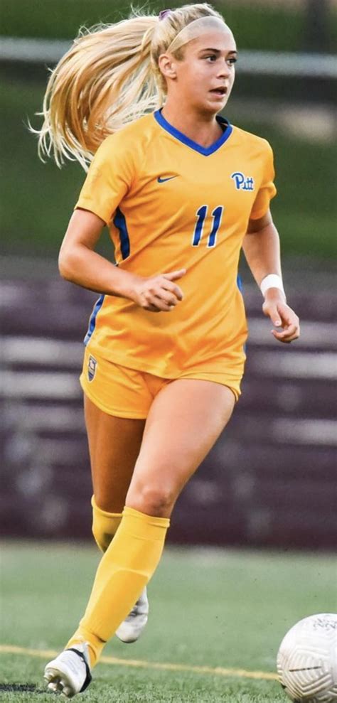 Hailey Davidson - College soccer, Pitt Panthers : r/WomenSoccerLegs