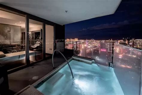 Las Vegas Hotel Rooms With Balconies - bestroom.one