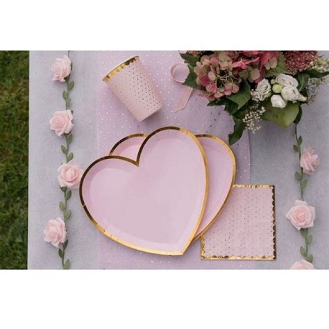 Platos Corazón Rosa Borde Dorado cartón 22cm 10 unidades por sólo 5