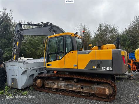 Volvo 2015 Volvo EC160DL Tracked Excavator W GPS Rototilt And 2 Buck