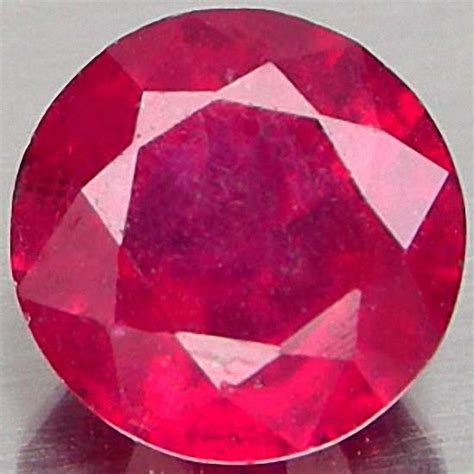 Intergemstones Rubin 1 55 Carat SI Rund Excellent