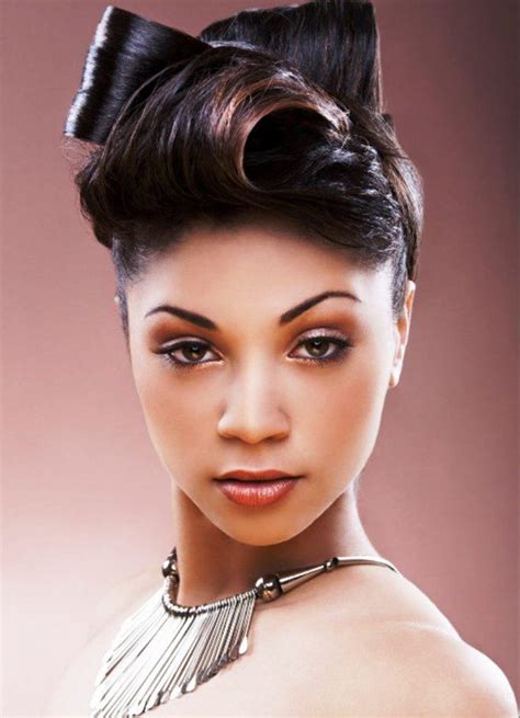 how to wear natural hair