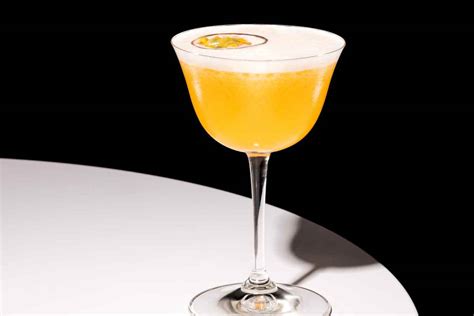 How To Make A Fair Passion Fruit Martini