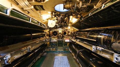 Danger from the deep: Take a look inside the WWII-era USS Pampanito - CNET