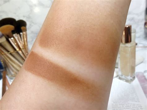 Review Charlotte Tilbury Airbrush Flawless Bronzer