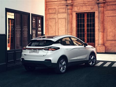 Geely Geometry C 2019 2020 2021 2022 2023 джип suv 5 дв 1