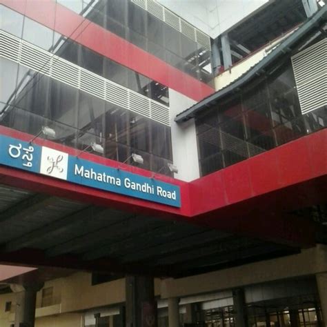 MG Road Metro Station - Bangalore, Karnātaka