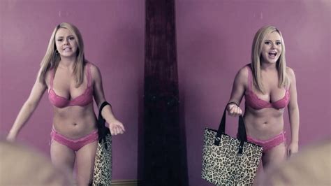 Голая Бри Олсон в Live Nude Girls II