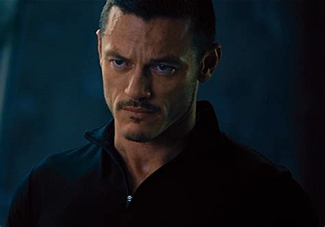 Luke Evans Screencaptures Your No 1 Source • 062100 Movie Stills Of