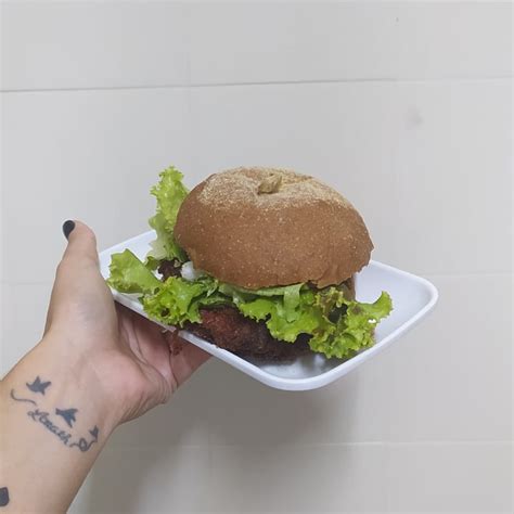 Bistr Vegano Icara Brazil Hamb Rguer De Seitan Review Abillion