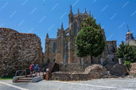 Premium Photo Ancient Town Walls And Cathedral Of Astorga