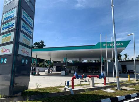 Petrol Station Tahta Kencana Petroleum Sdn Bhd