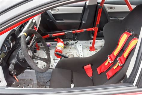 Is It Difficult To Install Racing Seats In A Car? - Vehicle Unleashed