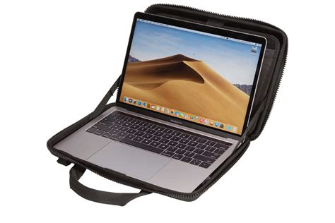 Thule Gauntlet Attach Macbook Pro Black Write Gear