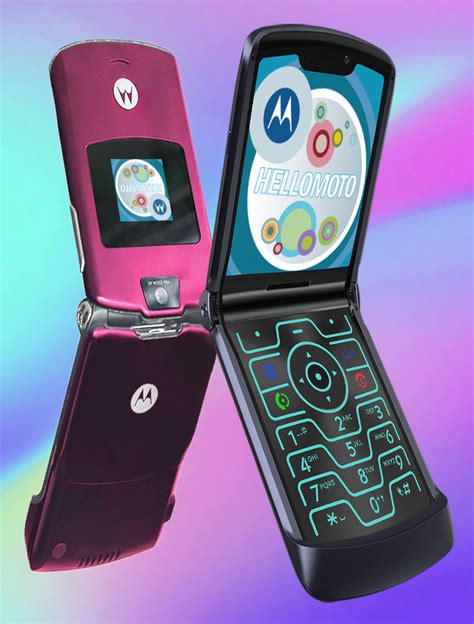 Motorola is convinced the flip-style foldable phone solves fundamental ...