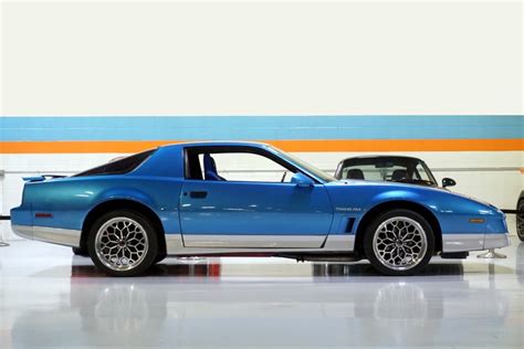 1985 Pontiac Firebird Trans Am | R&H Motor Car Group