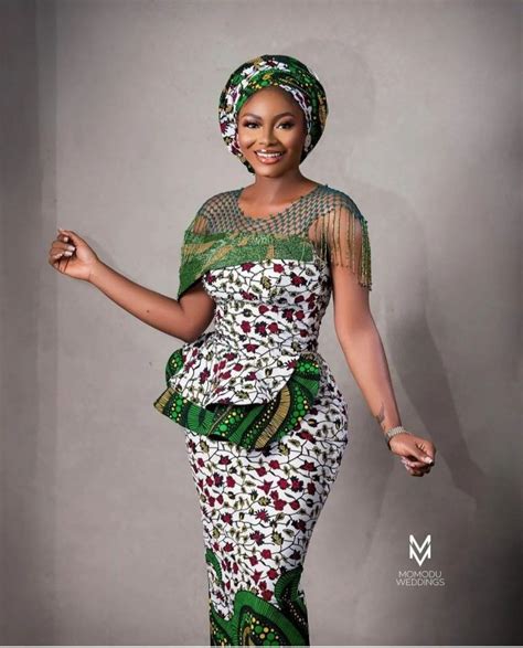 Ankara Styles 2022 Exclusive Gown Styles For Ladies Ladeey