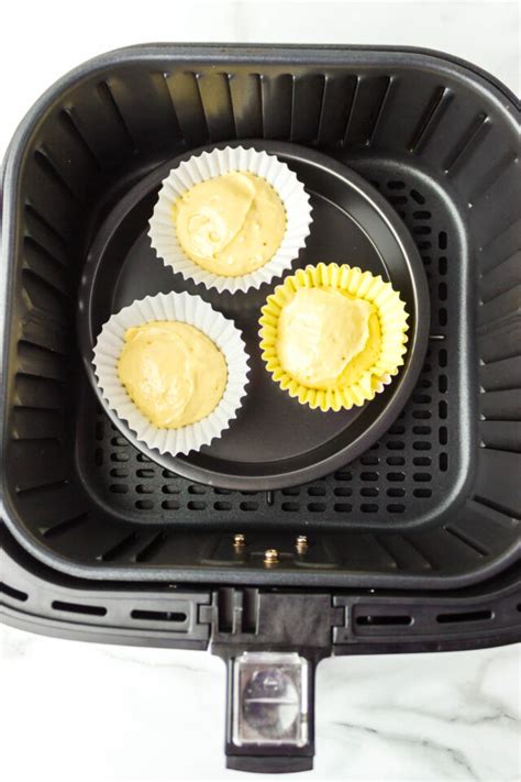 How To Make Fluffy Air Fryer Cupcakes Easy And Delicious Cupcake Recipe