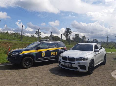 Prf Prende Homem Mandado De Pris O Em Aberto Que Dirigia Carro De