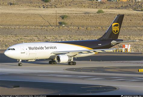 N Up United Parcel Service Ups Airbus A F R Photo By