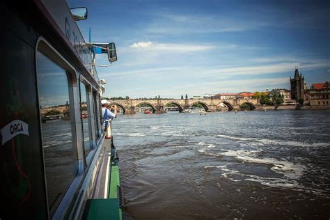 4 | Cruise on the Vltava River with Lunch