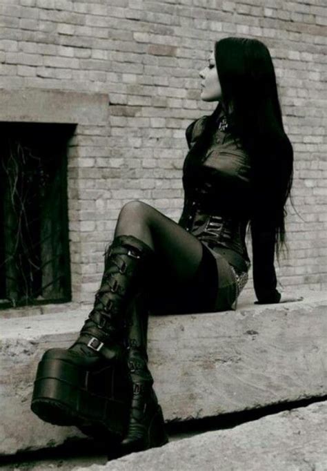 Big Boots Gothic Fashion Goth Girls Gothic Outfits