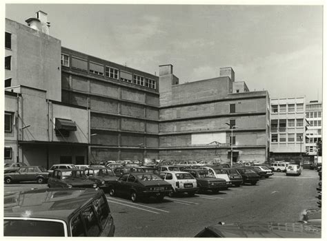 Fotos Van Vroeger De Bijenkorf In Den Haag Bestaat Al Jaar