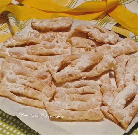 Chiacchiere Di Carnevale Sfumature Dolci E Salate