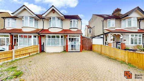 Sefton Road Croydon Cr0 7hs 4 Bed Semi Detached House £520 000