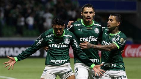 Atacante assina rescisão no Palmeiras e não joga mais Abel Ferreira