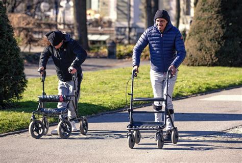 Pour la première fois, un homme paralysé a réussi à remarcher grâce à un stimulateur dans sa ...