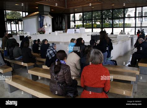 Shrine of Our Lady of Fatima, Portugal Stock Photo - Alamy