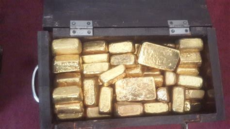 Gold dore bars: Gold dore bars