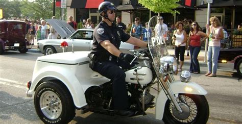 Harley Utilitaires Trike Ou Servicar Et Police