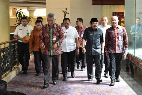 KEPEMIMPINAN PAKDE KARWO INFLASI JATIM SELALU BAIK BAHKAN DIBAWAH ...