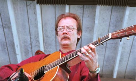 Tony Rice, Pioneering Bluegrass Guitarist, Dies Aged 69