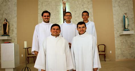 Blog da Paróquia de Apodi Diocese de Mossoró ordena cinco diáconos