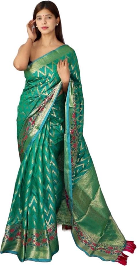 PANZORA Women Green Woven Design Silk Blend Saree With Unstitched